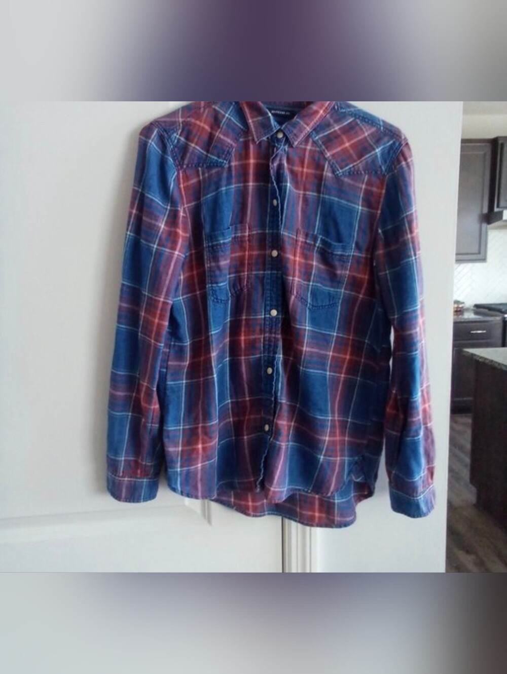 American Eagle Boyfriend Fit Flannel - Picture 2 of 4